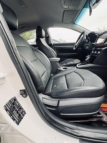 светодиодные лампа: Hyundai Elantra: 2020 г., 1.6 л, Автомат, Гибрид, Седан — 10