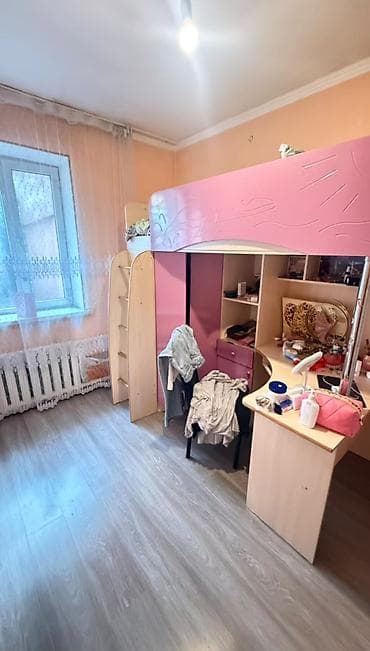 Үйлөр: Срочно продам полдома в с.Маевка,ул.Молодежная Участок 3 сотки Площадь — 5
