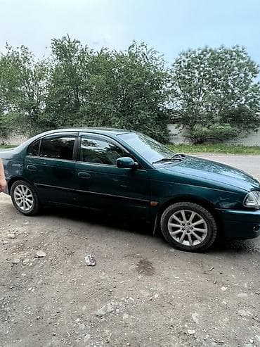 Toyota: Toyota Avensis: 2000 г., 2 л, Автомат, Бензин, Седан — 2