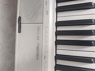 Музыкальные инструменты: Цифровое пиано Medeli SP-C120 (белое) - Полноразмерная клавиатура 88 — 4