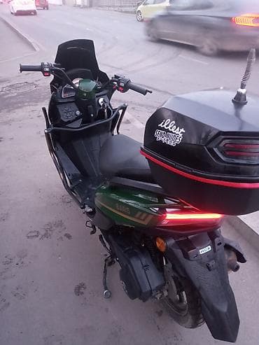 Скутеры: Макси-скутер Yamaha, 150 куб. см, Бензин, Б/у — 6