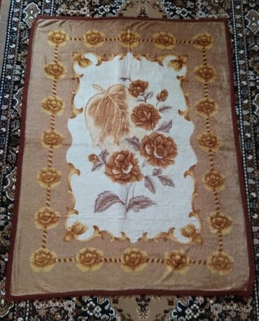 Килемдер жана паластар: Керебеттин үстүнө жапкыч, Колдонулган — 10