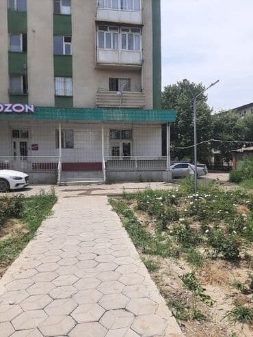 столовый арендага: Коммерческое помещение с отдельным входом 75 метр кв., расположенное в — 1