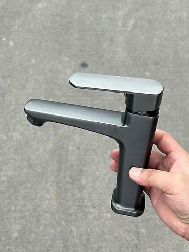 Смесители: Смеситель для раковины, однорычажный - Корпус с матовым — 1