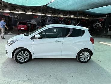 го парк: Chevrolet Spark: 2017 г., 1 л, Автомат, Бензин, Хэтчбэк — 2