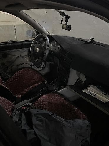 волсваген шаран: Volkswagen Golf: 2001 г., 1.6 л, Механика, Бензин, Универсал — 10