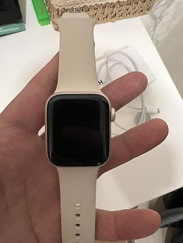 huawei watch 3: Apple Watch SE 3 40mm Смарт-часы с прямоугольным экраном и силиконовым — 1