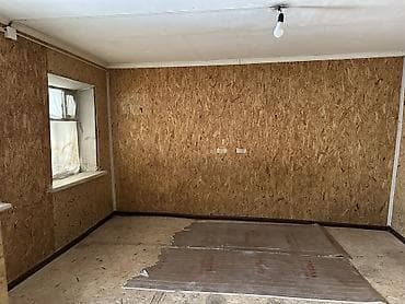 алтын казык ж м: 2 комнатная квартира Внутри есть : вода газ. Туалет душ с наружи — 2