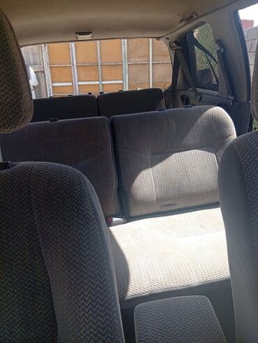 mcv 21: Mitsubishi Space Wagon: 1998 г., 0.2 л, Механика, Бензин, Минивэн — 5