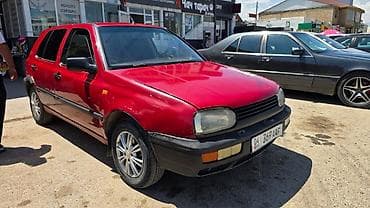 зеркало голф 4: Volkswagen Golf: 1993 г., 1.6 л, Механика, Бензин, Хэтчбэк — 1