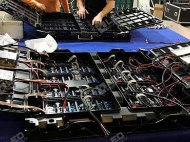 разбит дисплей: Ремонт светодиодных LED ЭКРАНОВ всех видов от А до Я, Гарантия + — 2