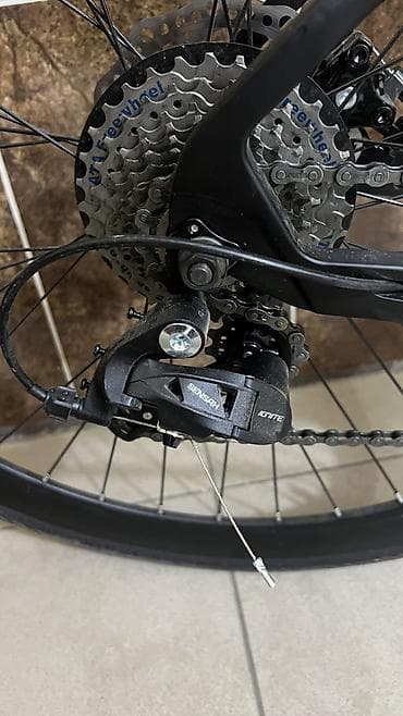 кормушка для бараны: Шоссейный велосипед Forever Black Knight Magnesium Alloy Road Bike - — 4