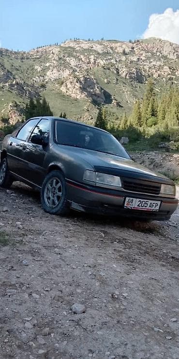 Унаа: Opel Vectra: 1990 г. — 1