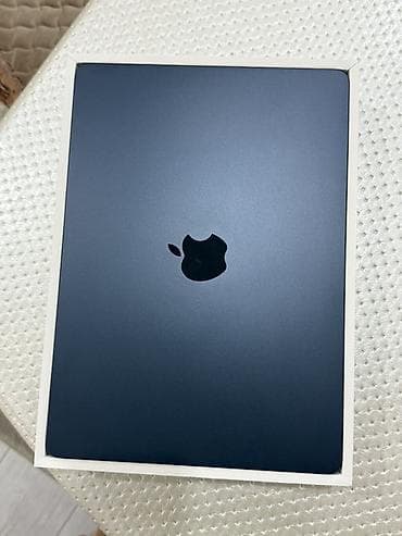 Ноутбуки и аксессуары: Apple MacBook Air 13" (2022) на чипе Apple M2 Характеристики: - — 1