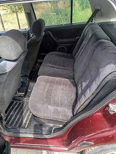 Продажа авто: Volkswagen Golf: 1993 г., 1.8 л, Механика, Бензин, Хэтчбэк — 7