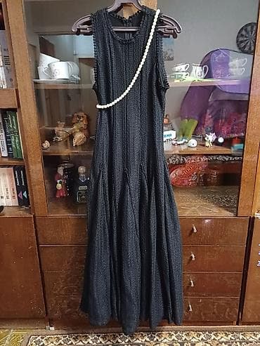 Айымдардын кийими: Кече көйнөгү, Коктейл, Узун модель, Трикотаж, Жеңдери жок, L — 2