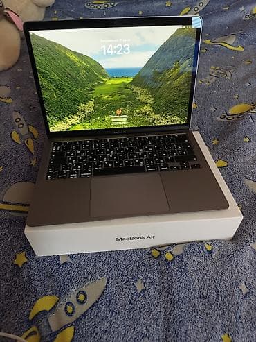 Ноутбуки и аксессуары: Продаю MacBook Air 8/256 gb — 1