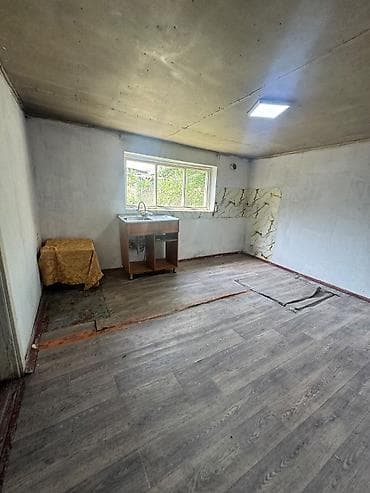 контейнер нарын: Продается дом под любой бизнес в с.Гавриловка (Сокулукский район) по — 10