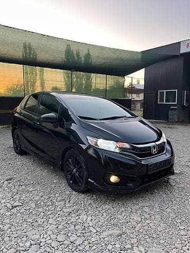 Honda Fit: 2017 г., 1.5 л, Механика, Бензин, Хэтчбэк