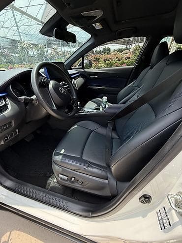 fit 2020: Toyota C-HR: 2020 г., 2 л, Вариатор, Бензин — 8