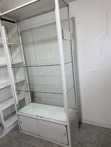 Торговое оборудование: Витрина Для косметики, С ящиками, 200 см * 100 см * 45 см, Б/у — 2