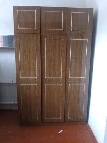 мебель для спальни новые: Продаю: Шифоньер трёх створчатый с антресолью, в хорошем состоянии — 1