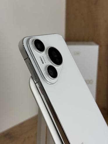 Техника и электроника: Huawei Pura 70, Б/у, 256 ГБ, цвет - Белый, 1 SIM, 2 SIM, eSIM — 2