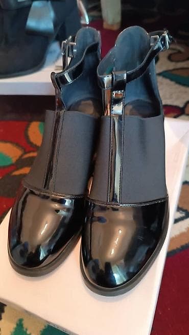 Домашние тапочки: Продаю ботинки в хорошем состоянии — 1