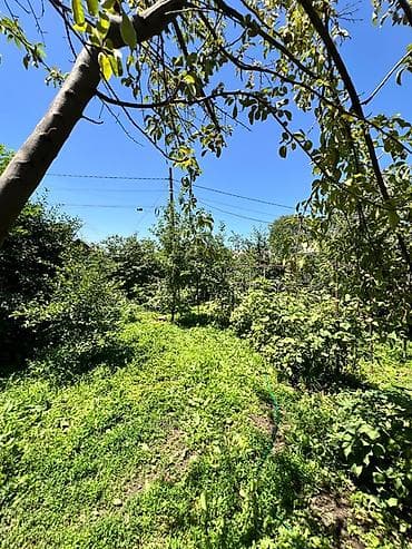 Дома: Земельный участок . 📍 Адрес: Бишкек, Рабочий городок 📐 Площадь — 3
