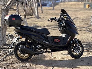 шлем маска: Макси-скутер Alpha, 160 куб. см, Бензин — 5