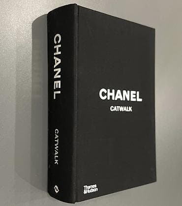 third edition solutions: Книга: Chanel Catwalk. The Complete Collections Издательство: Thames — 2