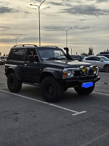 Nissan Patrol: 1994 г., 4.2 л, Механика, Дизель, Внедорожник