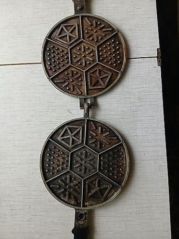 ıphone 11: Форма для выпечки печенья/вафель на плите. Made in USSR. - — 2