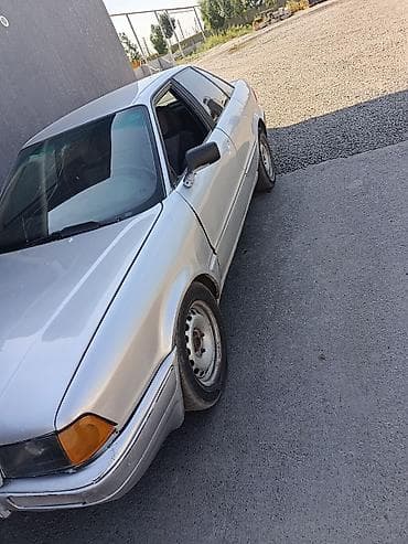 оптима 2 4: Audi 80: 1993 г., 2 л, Механика, Бензин, Седан — 5
