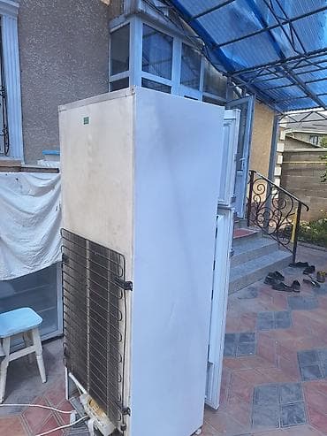 Техника и электроника: Холодильник Beko, Б/у, Двухкамерный — 3