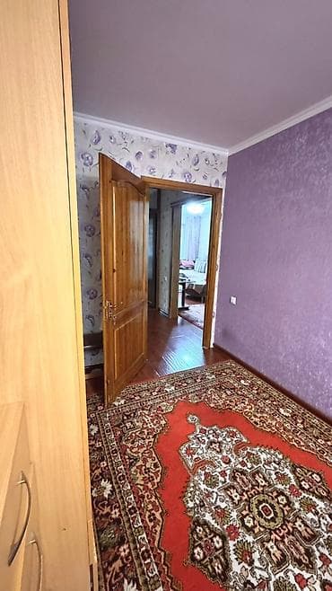 срочно продам: 3 комнаты, 58 м², 104 серия, 1 этаж, Евроремонт — 9