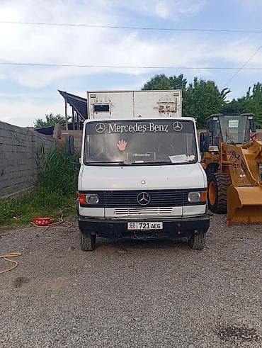 гур 124: Жүк ташуучу унаа, Mercedes-Benz, Дубль, 5 т, Колдонулган — 3
