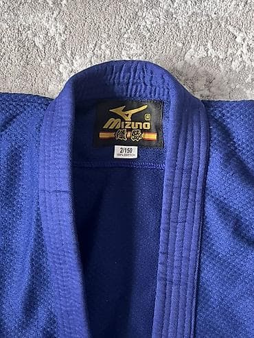 сигнальный жилет: Мужской спортивный костюм, Mizuno, Новый, цвет - Синий — 2