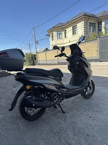 скутер ямаха: Макси-скутер Yamaha, 180 куб. см, Бензин, Новый — 6