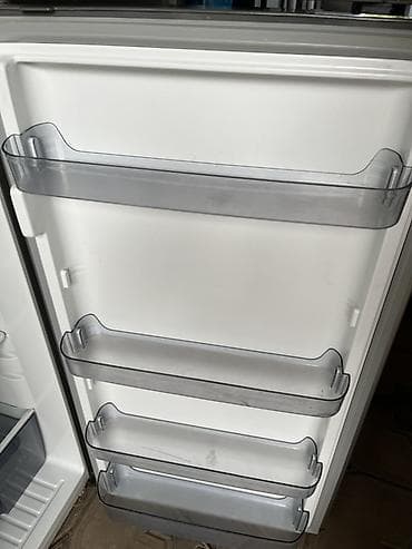 стол холодильный: Двухкамерный холодильник Indesit (верхняя морозильная камера) — 8