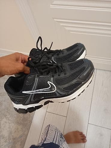 tech flecce: Мужские кроссовки, 34, Nike, Новый, цвет - Черный, Бесплатная доставка — 2