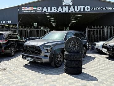 Toyota Sequoia: 2023 г., 0.5 л, Автомат, Бензин, Внедорожник