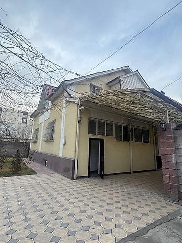 300 м², 5 комнат, Лоджия