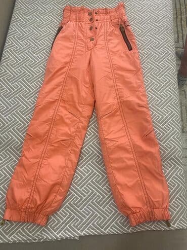 спортивное оборудование: Продаются штаны по 500 сом каждый — 1