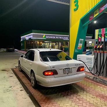 хундай аванте 1: Mercedes-Benz E-Class: 2001 г., 2.2 л, Кол менен иштөөчү, Бензин, Седан — 7