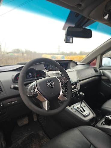 9: Ssangyong Korando Turismo: 2008 г., 2.2 л, Автомат, Дизель, Минивэн — 6
