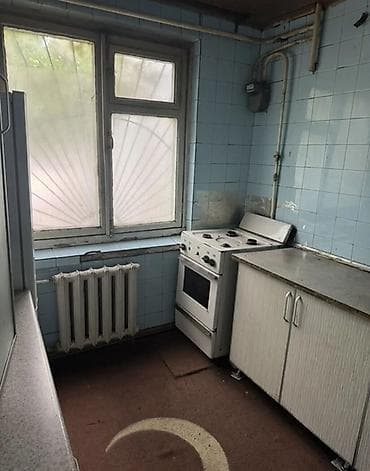 2 bedroom: Улан 2 Сдается 2комн.кв Цокольный этаж Техника аристон,стиральная — 5