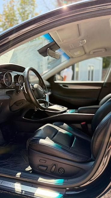 Продажа авто: Hyundai Grandeur: 2022 г., 3 л, Автомат, Газ, Седан — 3