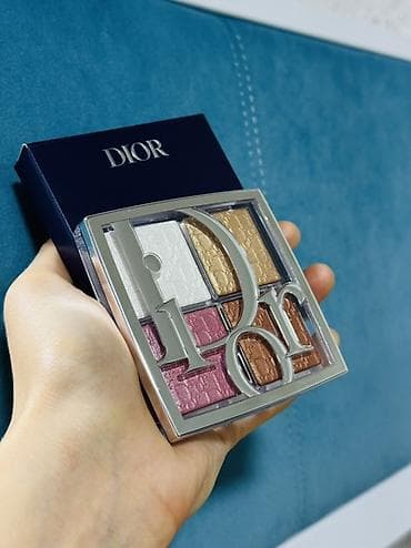 Женская обувь: Палетка для макияжа Dior (4 оттенков)
Оригинал 
Новый — 3