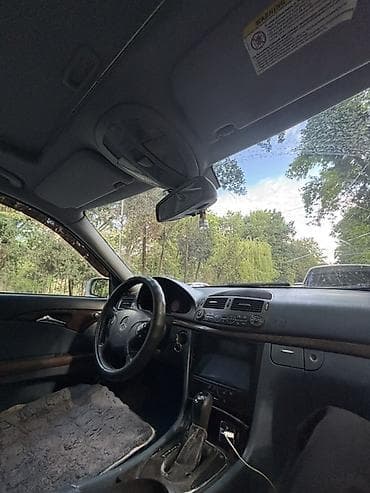 Продажа авто: Mercedes-Benz E-Class: 2004 г., Автомат, Бензин, Седан — 5